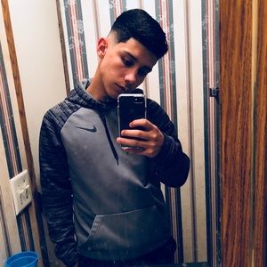 Meet your Posher, Isaac